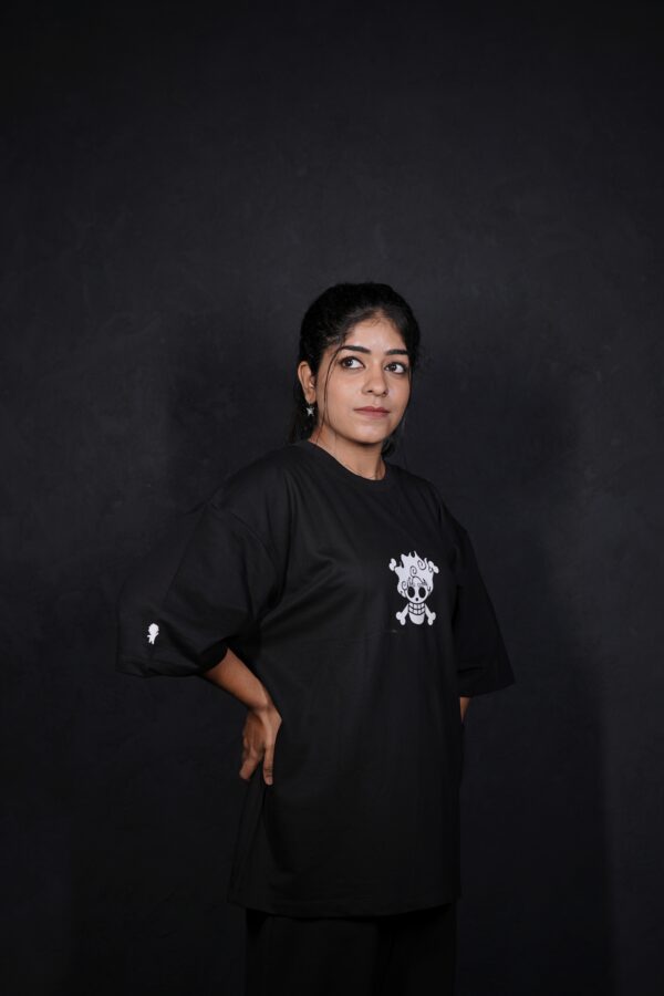 MONKEY D. LUFFY / ED 08 /  Oversized T-shirt - Image 3
